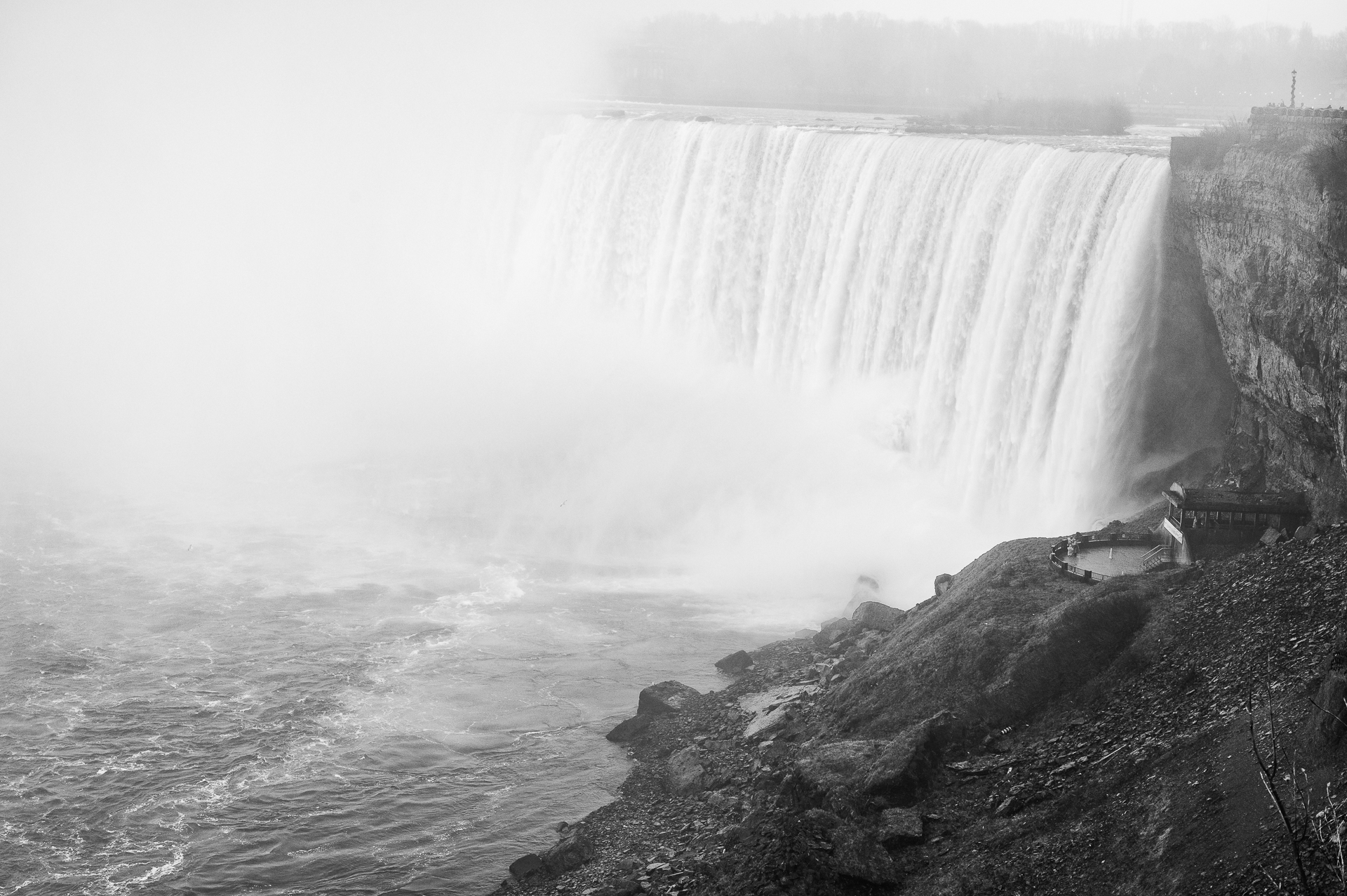A view of the timeless Niagara Falls Horseshoe Falls.