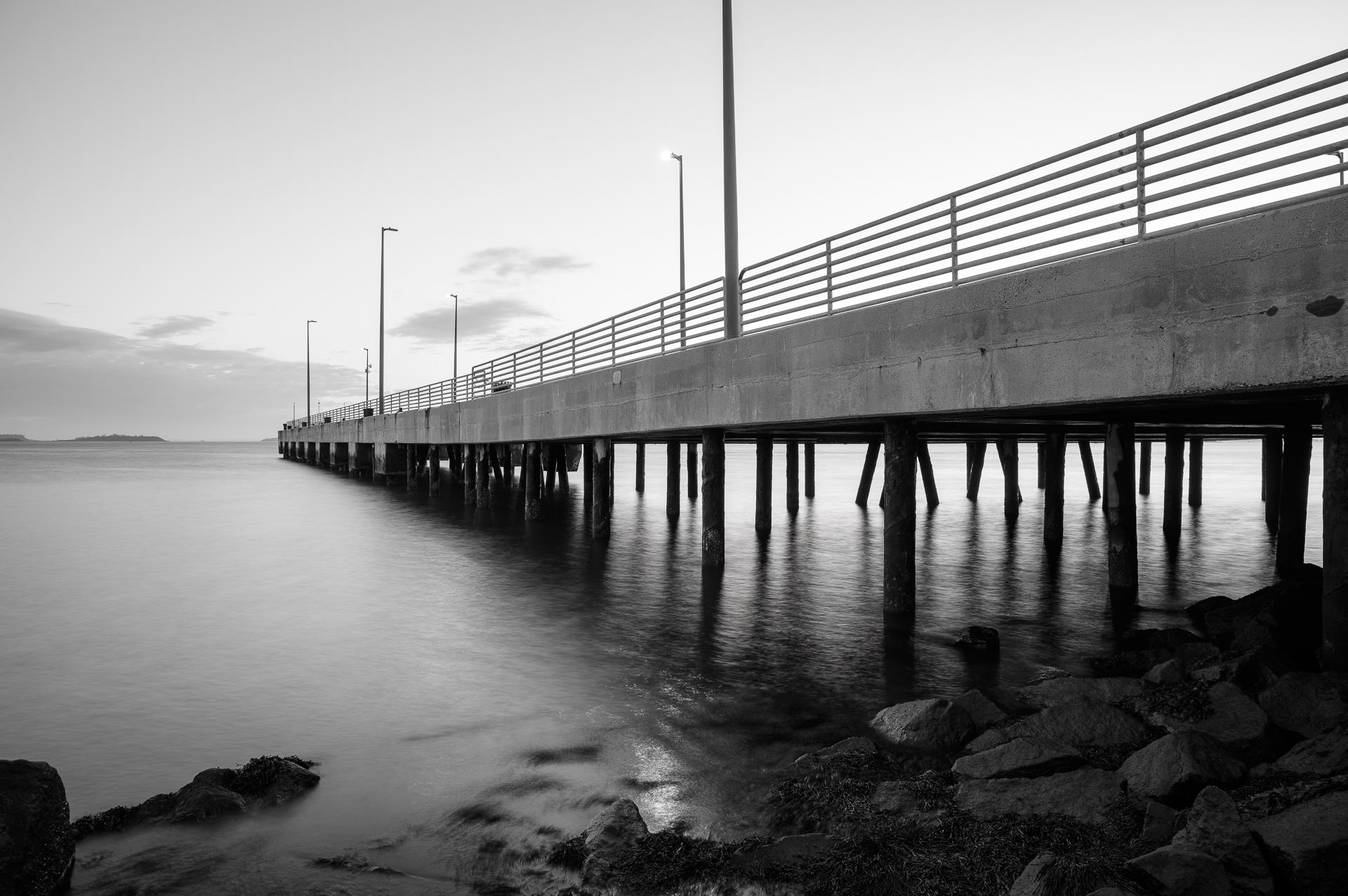 Nut Island Fishing Pier