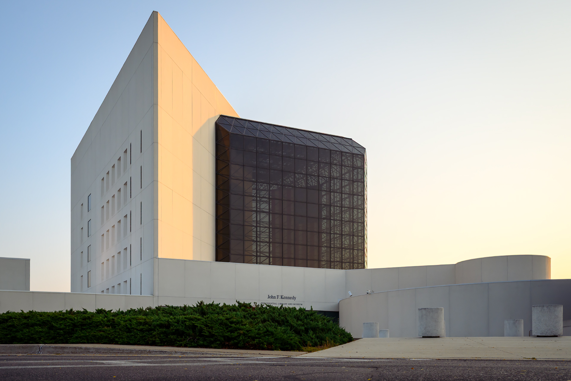 Sunrise at the JFK Library