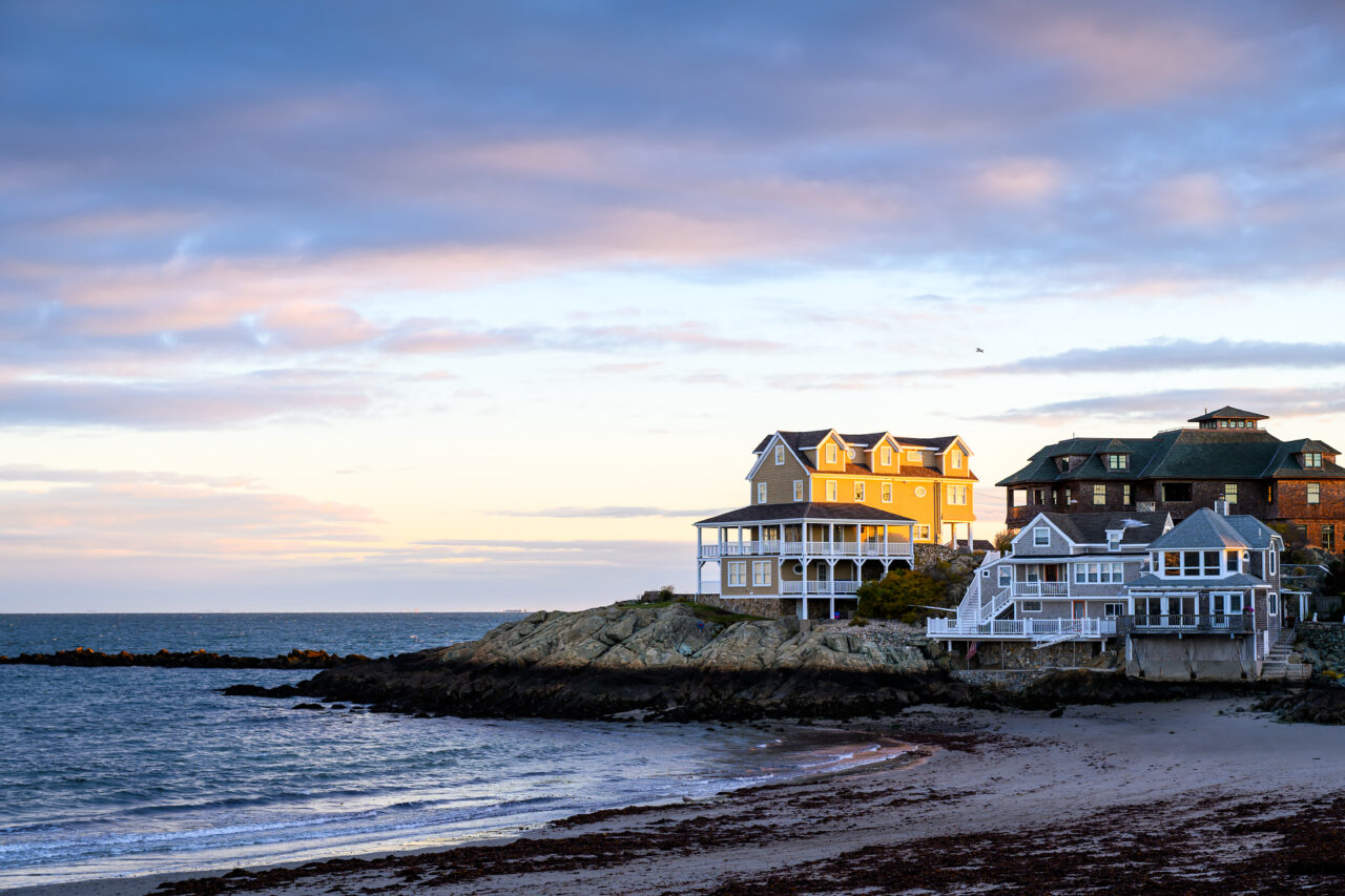 A house perched on a cliff at Hull’s Gunrock Beach, captured at first light.