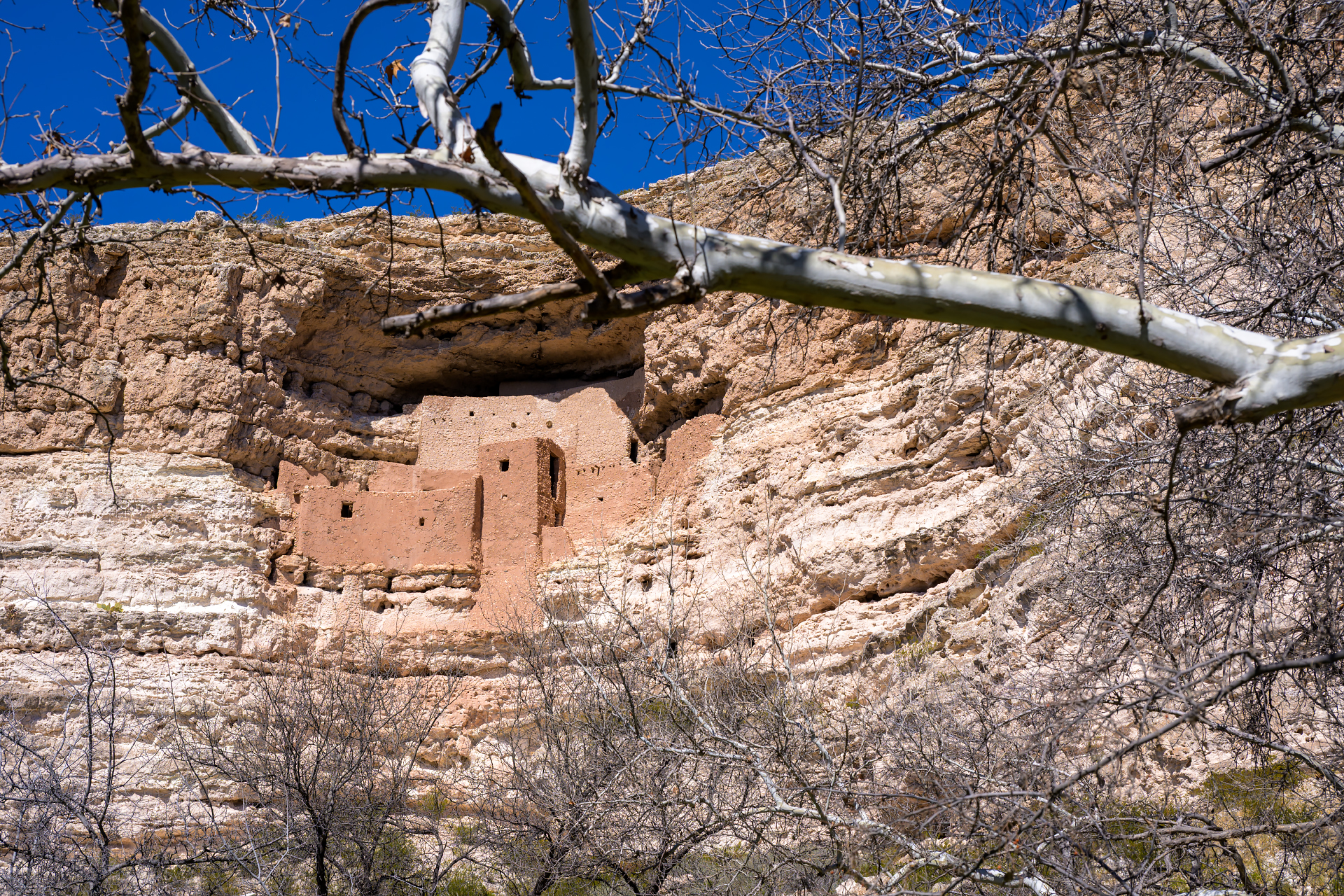 A Stop at Montezuma Castle